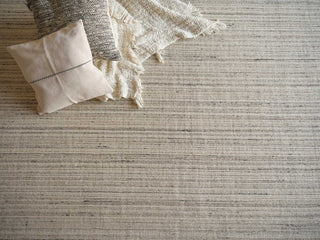 Exquisite Rugs Elko 7254 Gray Area Rug Lifestyle Image Feature