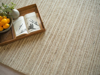 Exquisite Rugs Elko 7255 Beige Area Rug Detail Image