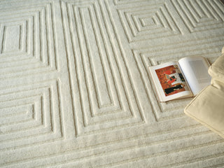 Exquisite Rugs Teton 7257 Beige/Ivory Area Rug Lifestyle Image Feature