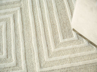 Exquisite Rugs Teton 7259 Cream/Ivory Area Rug closeup