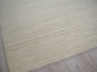 Exquisite Rugs Elko 7270 Silver Area Rug Corner Image