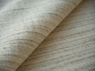 Exquisite Rugs Elko 7270 Silver Area Rug Lifestyle Image Feature