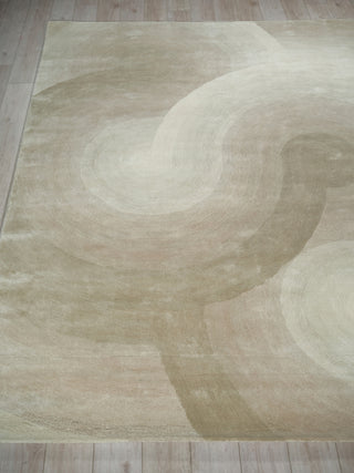 Exquisite Rugs Mitomo 7275 Pearl Area Rug by The Met Closeup Image