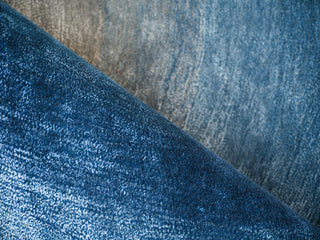Exquisite Rugs Mitomo 7277 Navy/Gray Area Rug by The Met Pile Image