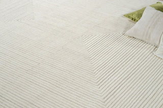 Exquisite Rugs Teton 7323 Beige/Ivory Area Rug Detail Image