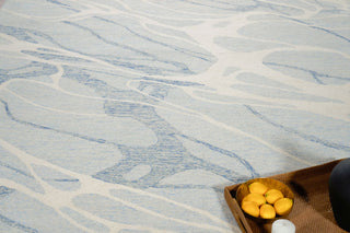 Exquisite Rugs Rio 7339 Blue/Ivory Area Rug Lifestyle Image Feature
