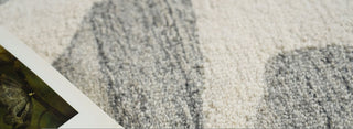 Exquisite Rugs Rio 7340 Gray/Ivory Area Rug Detail Image