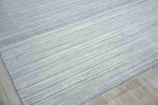 Exquisite Rugs Serenity 7389 Grey/Silver Area Rug Corner Image