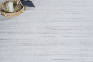 Exquisite Rugs Serenity 7390 Beige/Brown Area Rug Detail Image