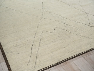 Exquisite Rugs Mojave 7455 Ivory/Espresso Area Rug Corner Image
