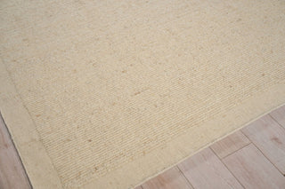 Exquisite Rugs Navarra 7460 Ivory Area Rug Corner Image