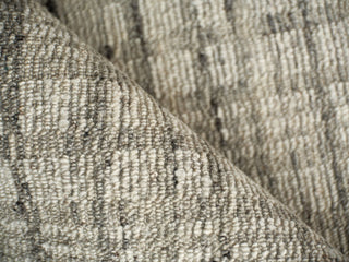 Exquisite Rugs Desi 7463 Light Silver Area Rug Pile Image