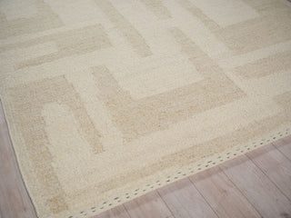 Exquisite Rugs Sunstone 7487 Ivory/Cream Area Rug Corner Image
