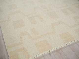 Exquisite Rugs Sunstone 7491 Ivory/Beige Area Rug Corner Image