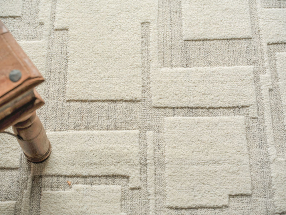 Exquisite Rugs Malmo 7497 Ivory/Beige/Taupe Area Rug Lifestyle Image Feature