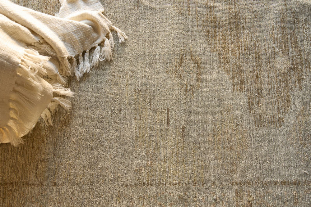 Exquisite Rugs Kingston 7568 Tan/Beige Area Rug Lifestyle Image Feature