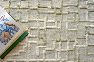 Exquisite Rugs Vista 7571 Green Area Rug Lifestyle Image Feature
