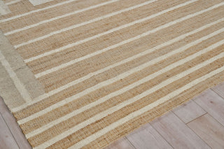 Exquisite Rugs Pompano 7575 Ivory/Beige Area Rug Corner Image