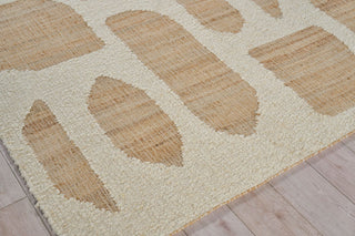Exquisite Rugs Pompano 7578 Ivory/Beige Area Rug Corner Image