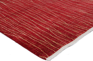 Exquisite Rugs Soho 8060 Red Area Rug Corner Image