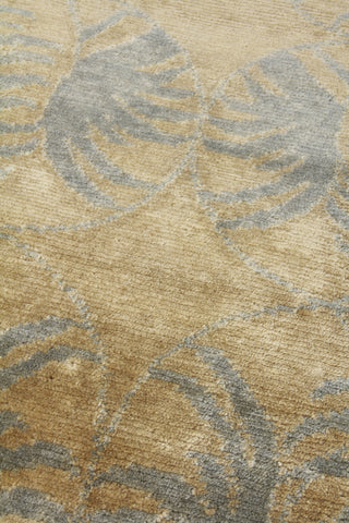 Exquisite Rugs Contemporary 8181 Beige/Light Blue Area Rug Closeup Image