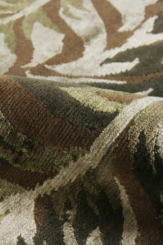 Exquisite Rugs Mosaic 8263 Brown/Silk Area Rug Lifestyle Image Feature