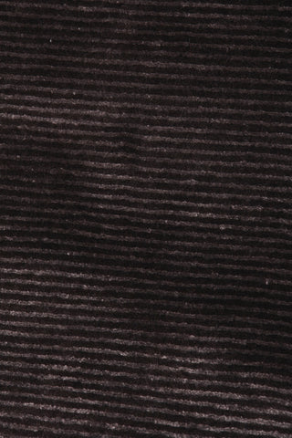 Exquisite Rugs Super Tibetan 9176 Chocolate Area Rug Closeup Image
