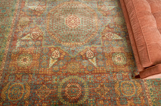 Exquisite Rugs Mamluk 9205 Rust/Green Area Rug Detail Image