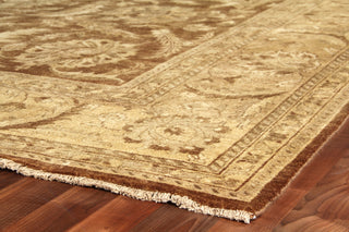 Exquisite Rugs Antique Weave Oushak 9208 Brown/Yellow Area Rug Corner Image