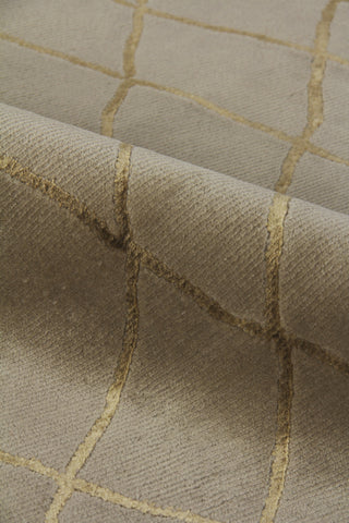 Exquisite Rugs Super Tibetan 9221 Beige Area Rug Lifestyle Image Feature