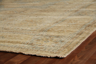 Exquisite Rugs Mamluk 9312 Gold/Gray Area Rug Corner Image