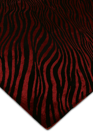 Exquisite Rugs Wilderness 9380 Black/Red Area Rug Lifestyle Image Feature
