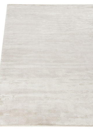 Exquisite Rugs Dove 9416 Silver Area Rug Closeup Image