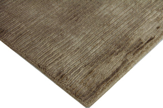 Exquisite Rugs Dove 9478 Mushroom Area Rug Corner Image