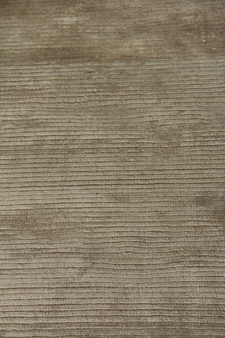 Exquisite Rugs Dove 9478 Mushroom Area Rug Lifestyle Image Feature