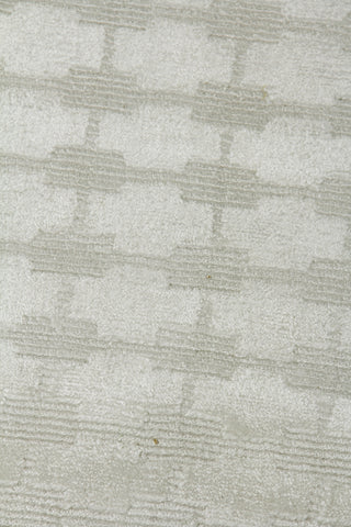 Exquisite Rugs Super Tibetan 9526 White Area Rug Closeup Image