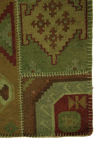 Exquisite Rugs Flatweave 9577 Green Area Rug Closeup Image