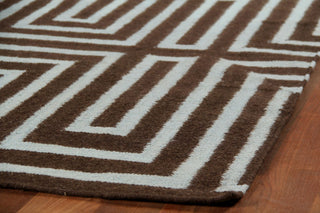 Exquisite Rugs Flatweave 9624 Brown Area Rug Corner Image