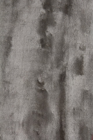 Exquisite Rugs Dove Plain 9660 Dark Gray Area Rug Detail Image