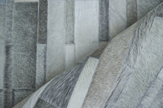 Exquisite Rugs Natural Hide 9785 Gray Area Rug Pile Image