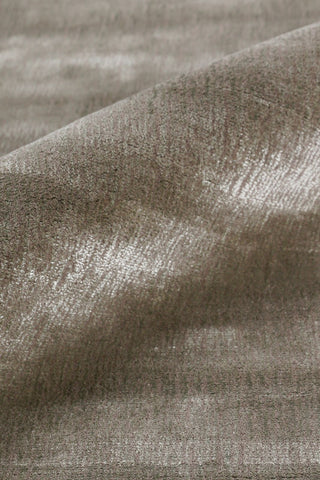 Exquisite Rugs Smart Gem 9808 Bronze Area Rug Lifestyle Image Feature