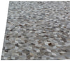 Exquisite Rugs Natural Hide 9817 Silver Area Rug Closeup Image