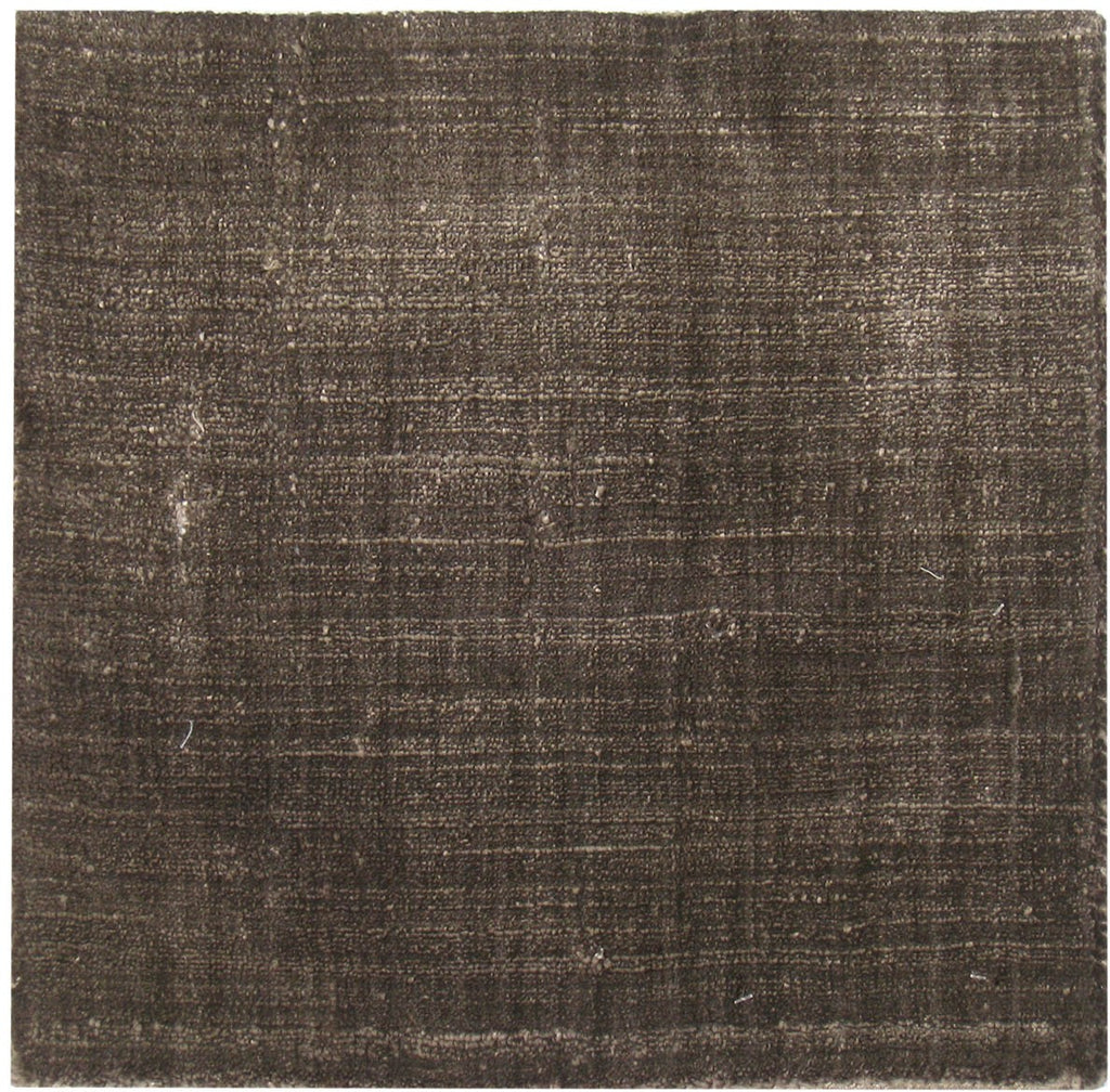 Exquisite Rugs Smooch 9949 Dark Gray Area Rug main image