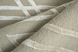Exquisite Rugs Metro Velvet 9959 Light Beige Area Rug by The Met Pile Image