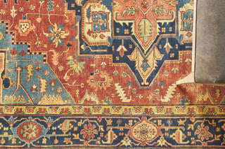 Exquisite Rugs Antique Weave Serapi 9971 Rust/Blue Area Rug Detail Image