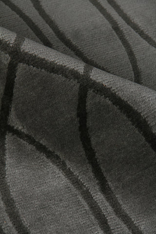 Exquisite Rugs Metro Velvet EA027 Light Gray Area Rug Lifestyle Image Feature