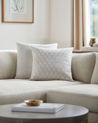 Surya Fabuleuse FBU-001 White Style Shot