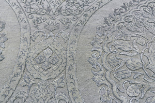 Feizy Amalfi 7075F Taupe/Silver Area Rug Detail Image