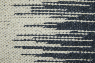 Feizy Bashia I0552 Blue/Ivory Area Rug Pattern Image