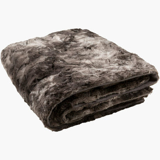 Surya Felina FLA-8000 Charcoal Throw 
